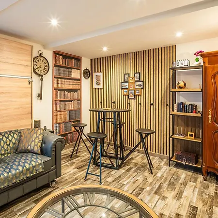 Apartman Escape Game & - Cathedrale - Grands Buffets - *