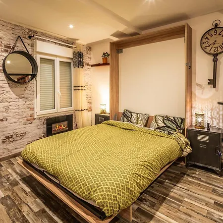 Escape Game & - Cathedrale - Grands Buffets - Apartman